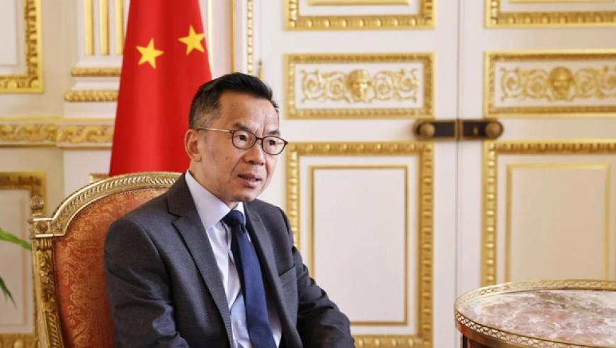澳门资料2025年免费香港,奥斯卡提名,作答解释落实的民间信仰_尊享版V3.61